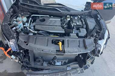 Позашляховик / Кросовер Nissan Rogue 2023 в Львові