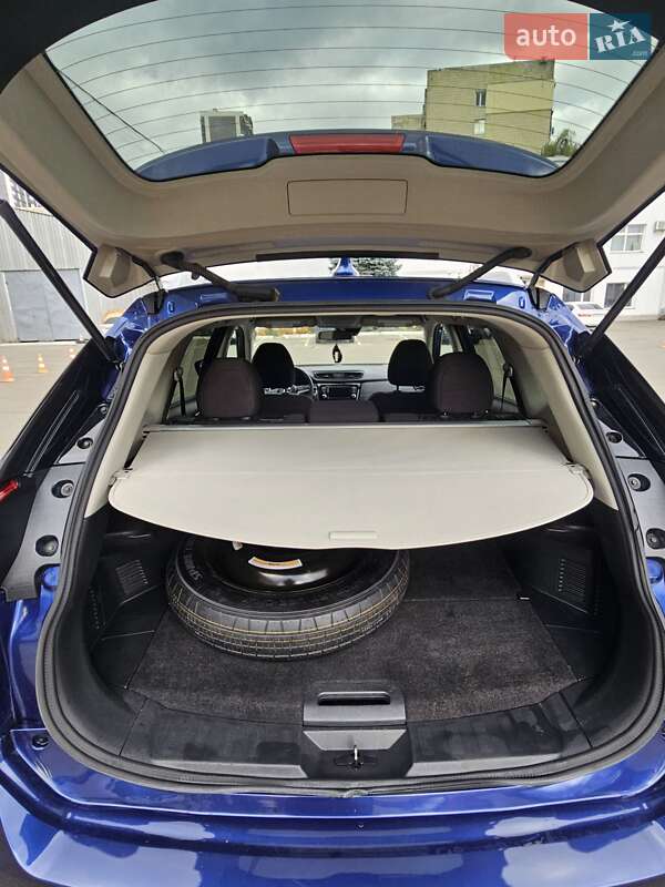 Позашляховик / Кросовер Nissan Rogue 2019 в Києві