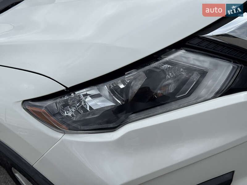 Позашляховик / Кросовер Nissan Rogue 2019 в Білій Церкві