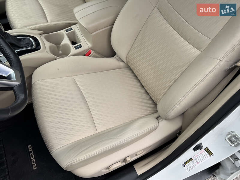 Позашляховик / Кросовер Nissan Rogue 2019 в Білій Церкві