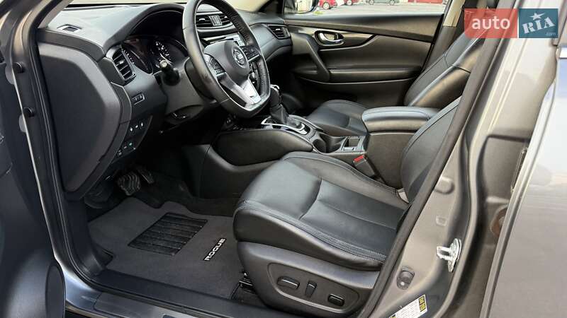 Позашляховик / Кросовер Nissan Rogue 2018 в Києві