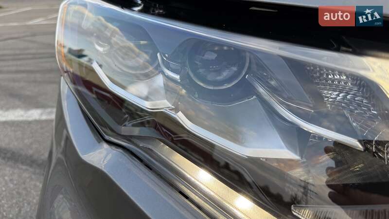 Позашляховик / Кросовер Nissan Rogue 2018 в Києві