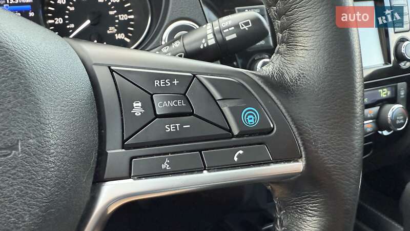 Позашляховик / Кросовер Nissan Rogue 2018 в Києві