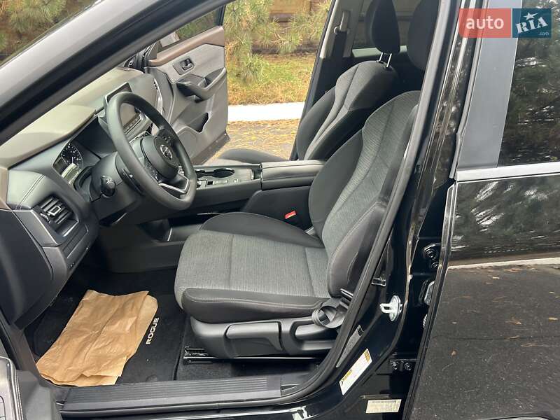 Внедорожник / Кроссовер Nissan Rogue 2021 в Днепре