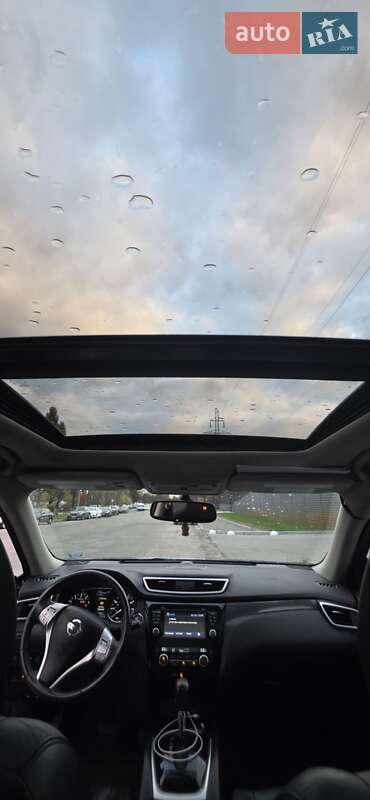 Внедорожник / Кроссовер Nissan Rogue 2014 в Киеве