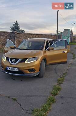 Внедорожник / Кроссовер Nissan Rogue 2014 в Рокитном