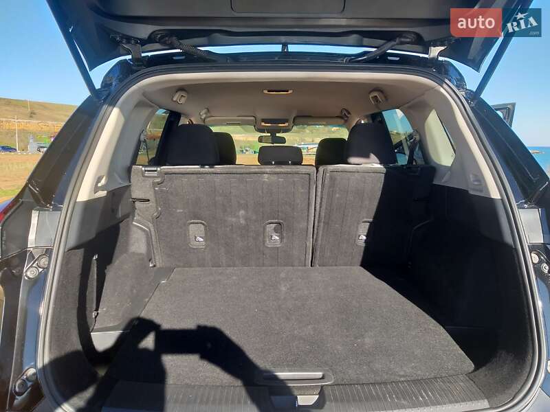 Внедорожник / Кроссовер Nissan Rogue 2021 в Одессе