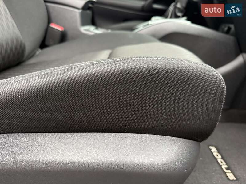 Внедорожник / Кроссовер Nissan Rogue 2017 в Ровно фото 32 Внедорожник / Кроссовер Nissan Rogue 2017 в Ровно