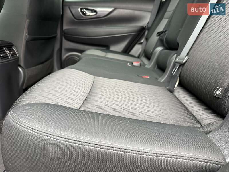 Внедорожник / Кроссовер Nissan Rogue 2017 в Ровно фото 44 Внедорожник / Кроссовер Nissan Rogue 2017 в Ровно