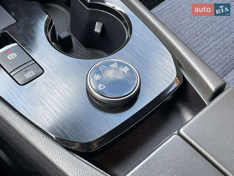 Внедорожник / Кроссовер Nissan Rogue 2023 в Киеве фото 30 Внедорожник / Кроссовер Nissan Rogue 2023 в Киеве