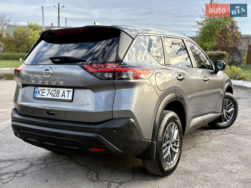 Внедорожник / Кроссовер Nissan Rogue 2020 в Каменском