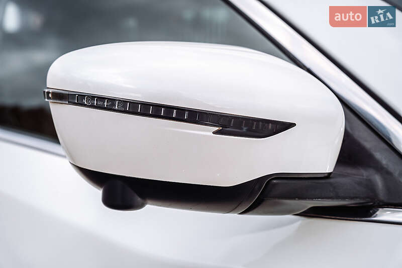 Внедорожник / Кроссовер Nissan Rogue 2018 в Белой Церкви