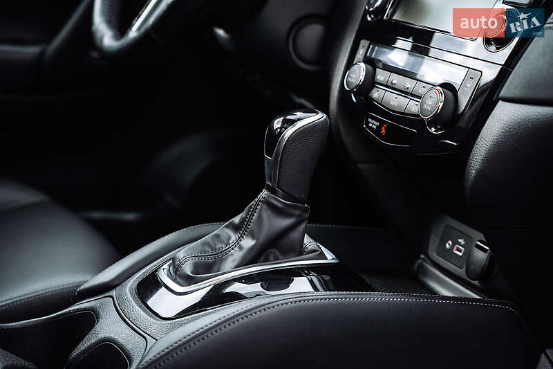 Внедорожник / Кроссовер Nissan Rogue 2018 в Белой Церкви