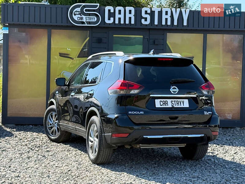 Внедорожник / Кроссовер Nissan Rogue 2018 в Стрые