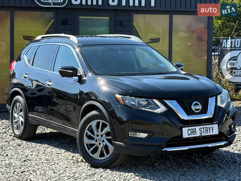 Внедорожник / Кроссовер Nissan Rogue 2018 в Стрые