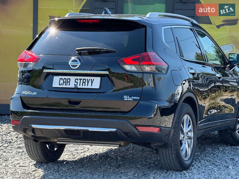 Внедорожник / Кроссовер Nissan Rogue 2018 в Стрые