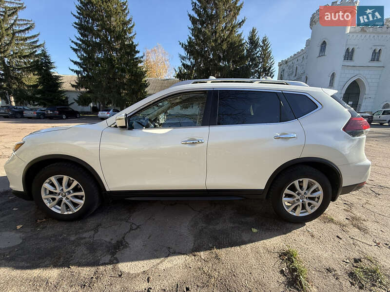 Внедорожник / Кроссовер Nissan Rogue 2019 в Корсуне-Шевченковском