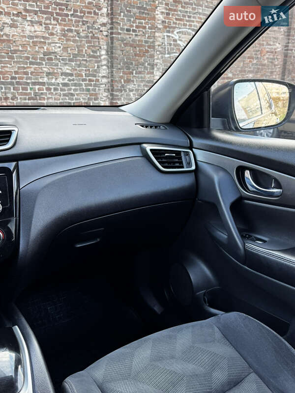 Позашляховик / Кросовер Nissan Rogue 2016 в Чернігові фото 18 Позашляховик / Кросовер Nissan Rogue 2016 в Чернігові