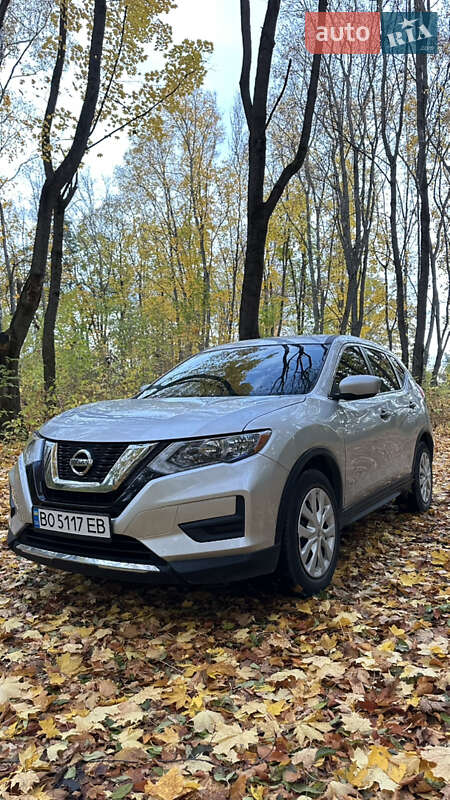 Позашляховик / Кросовер Nissan Rogue 2016 в Тернополі фото 3 Позашляховик / Кросовер Nissan Rogue 2016 в Тернополі