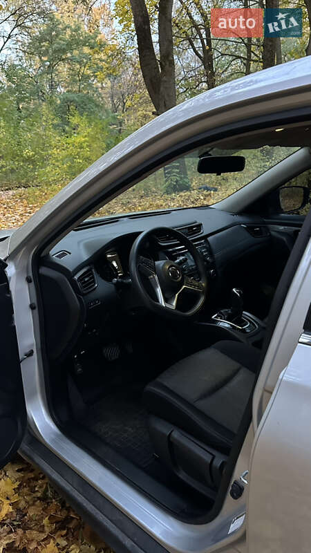 Позашляховик / Кросовер Nissan Rogue 2016 в Тернополі фото 15 Позашляховик / Кросовер Nissan Rogue 2016 в Тернополі
