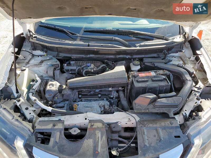 Внедорожник / Кроссовер Nissan Rogue 2017 в Киеве