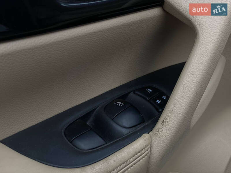 Внедорожник / Кроссовер Nissan Rogue 2017 в Львове фото 23 Внедорожник / Кроссовер Nissan Rogue 2017 в Львове