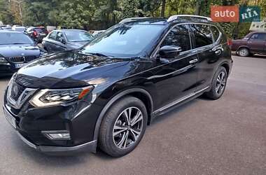 Позашляховик / Кросовер Nissan Rogue 2017 в Софіївській Борщагівці