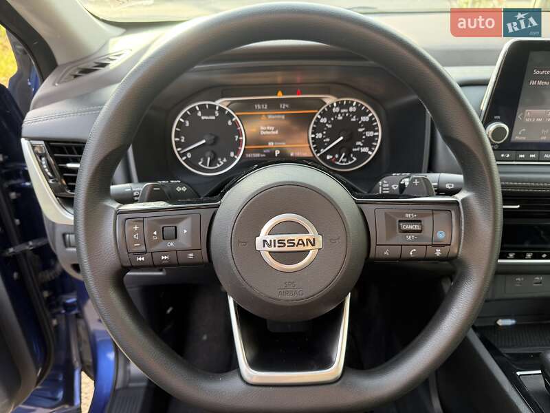 Внедорожник / Кроссовер Nissan Rogue 2021 в Киеве