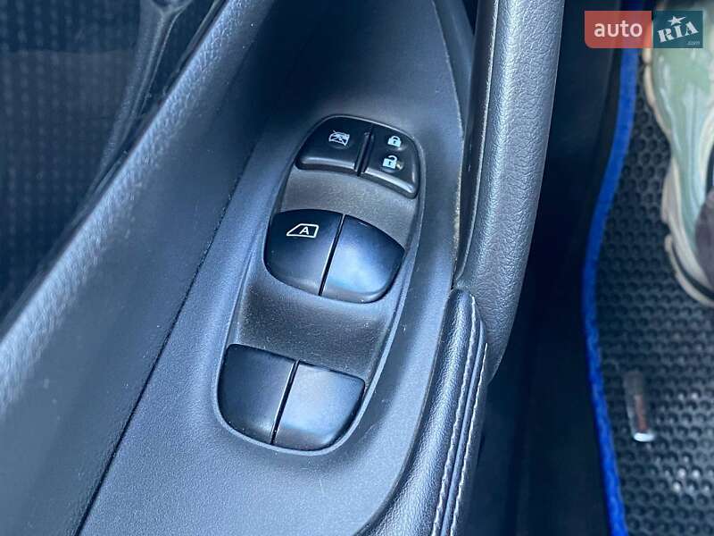 Внедорожник / Кроссовер Nissan Rogue 2017 в Киеве фото 21 Внедорожник / Кроссовер Nissan Rogue 2017 в Киеве