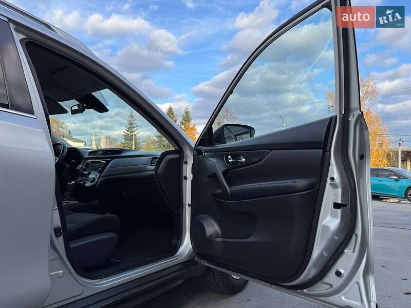 Внедорожник / Кроссовер Nissan Rogue 2018 в Ровно фото 51 Внедорожник / Кроссовер Nissan Rogue 2018 в Ровно