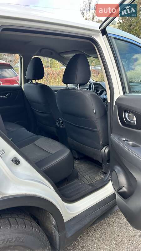 Внедорожник / Кроссовер Nissan Rogue 2017 в Киеве фото 16 Внедорожник / Кроссовер Nissan Rogue 2017 в Киеве