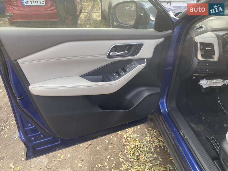 Внедорожник / Кроссовер Nissan Rogue 2021 в Львове