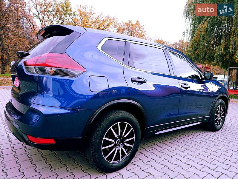 Внедорожник / Кроссовер Nissan Rogue 2018 в Виннице