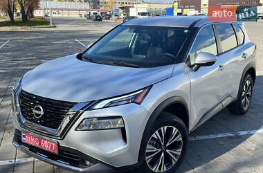 Внедорожник / Кроссовер Nissan Rogue 2022 в Черкассах