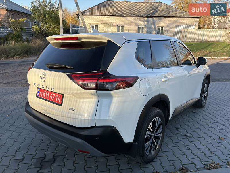 Внедорожник / Кроссовер Nissan Rogue 2022 в Каменском