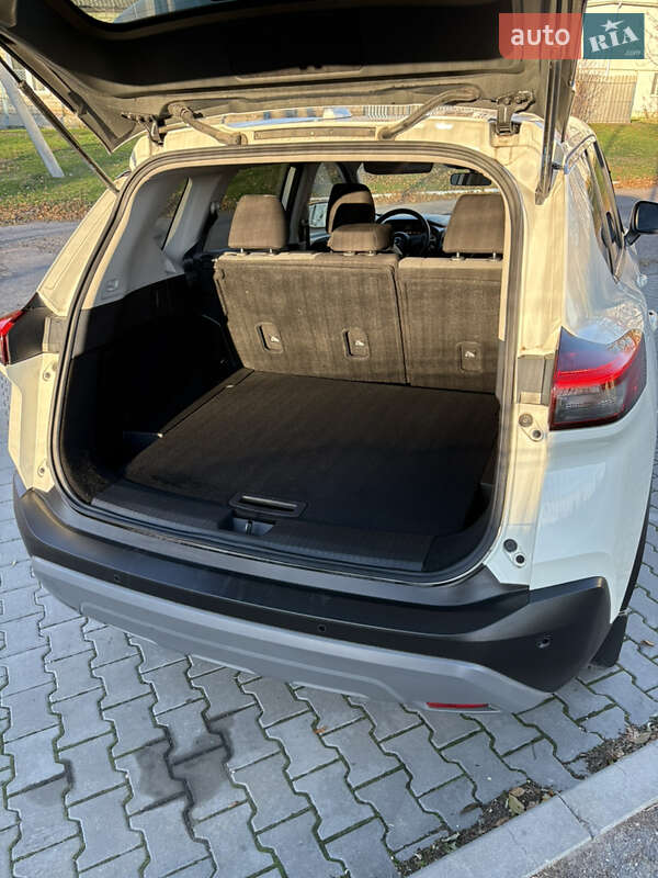 Внедорожник / Кроссовер Nissan Rogue 2022 в Каменском