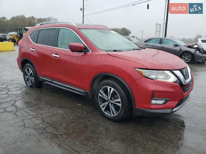 Внедорожник / Кроссовер Nissan Rogue 2017 в Львове