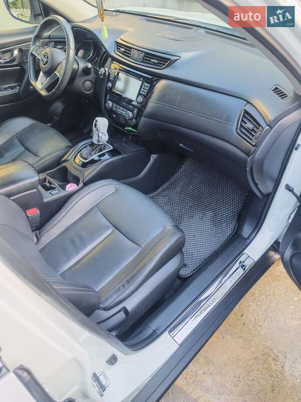Внедорожник / Кроссовер Nissan Rogue 2017 в Запорожье фото 13 Внедорожник / Кроссовер Nissan Rogue 2017 в Запорожье