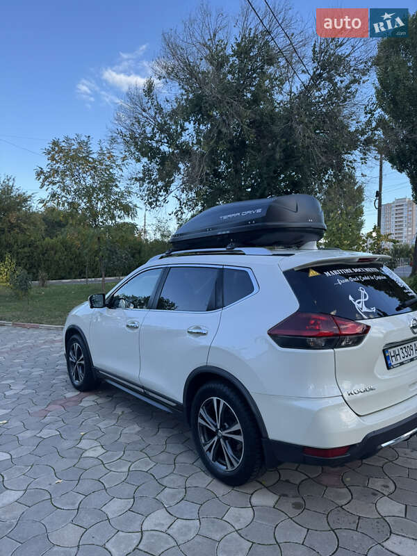 Внедорожник / Кроссовер Nissan Rogue 2018 в Одессе