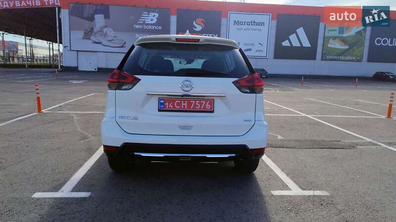 Позашляховик / Кросовер Nissan Rogue 2019 в Рівному