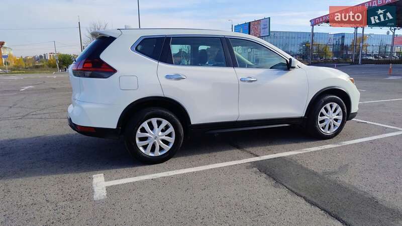 Позашляховик / Кросовер Nissan Rogue 2019 в Рівному