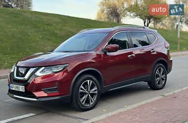Внедорожник / Кроссовер Nissan Rogue 2018 в Киеве