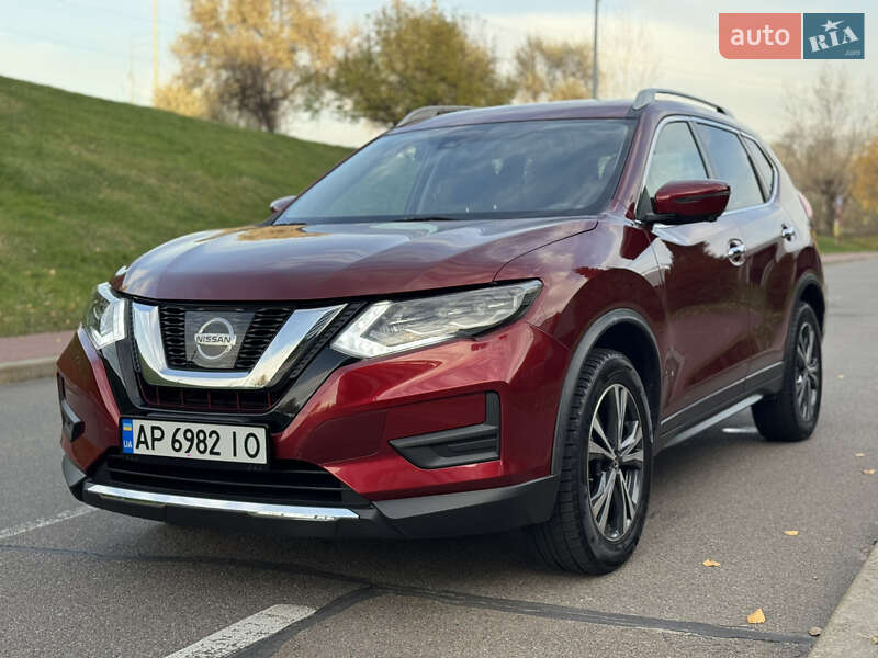 Позашляховик / Кросовер Nissan Rogue 2018 в Києві