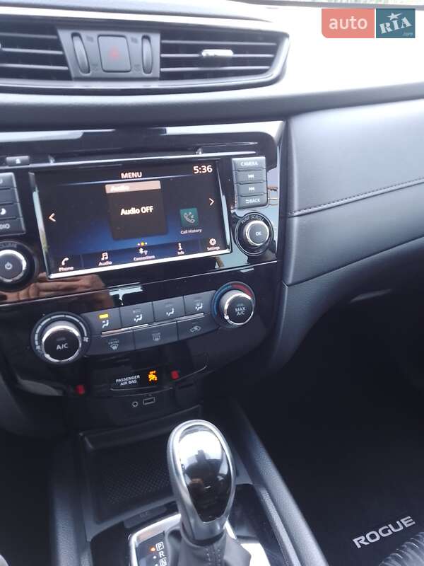 Внедорожник / Кроссовер Nissan Rogue 2018 в Марганце фото 9 Внедорожник / Кроссовер Nissan Rogue 2018 в Марганце