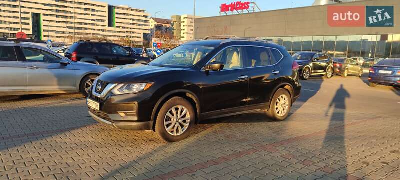 Позашляховик / Кросовер Nissan Rogue 2017 в Ізмаїлі