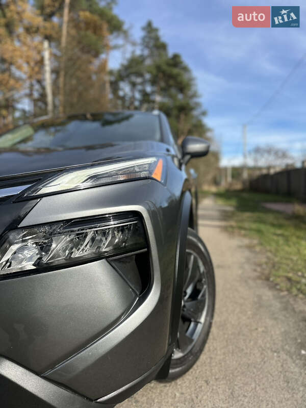 Внедорожник / Кроссовер Nissan Rogue 2024 в Киеве