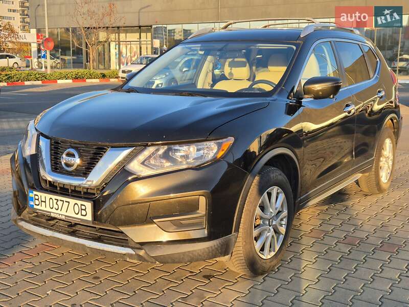 Позашляховик / Кросовер Nissan Rogue 2017 в Ізмаїлі