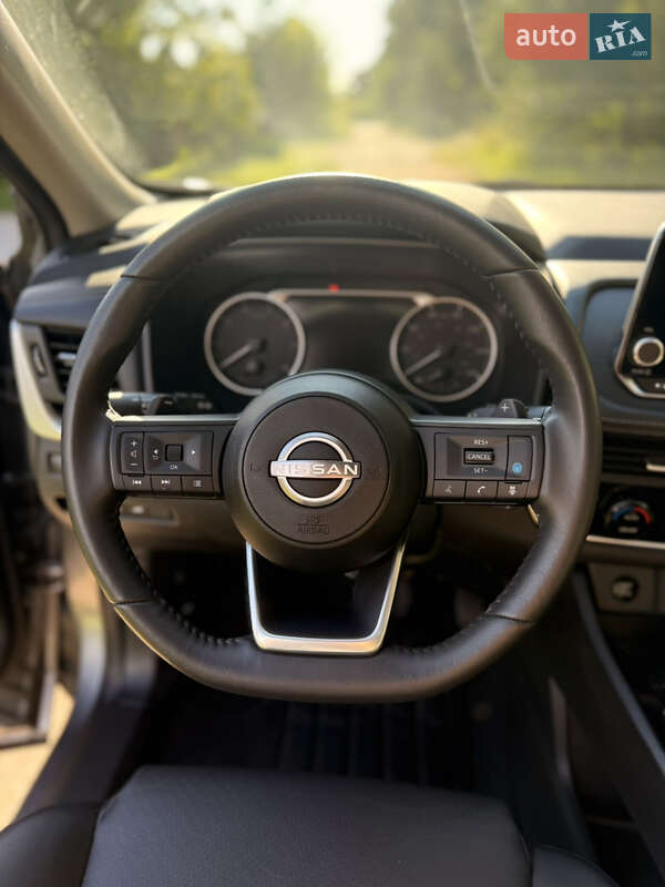 Внедорожник / Кроссовер Nissan Rogue 2024 в Киеве