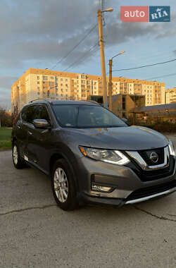 Позашляховик / Кросовер Nissan Rogue 2017 в Харкові