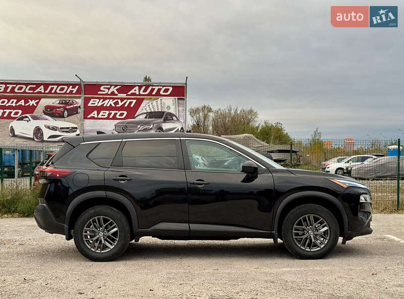 Внедорожник / Кроссовер Nissan Rogue 2021 в Киеве